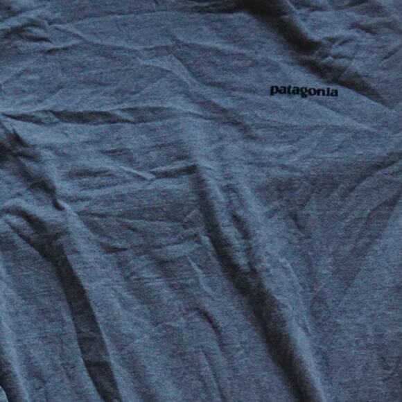 Patagonia P-6 Back Logo Responibili-Tee Long Sleeve Shirt Size M Gray - Picture 3 of 7